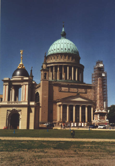 Foto der Nikolaikirche in Potsdam